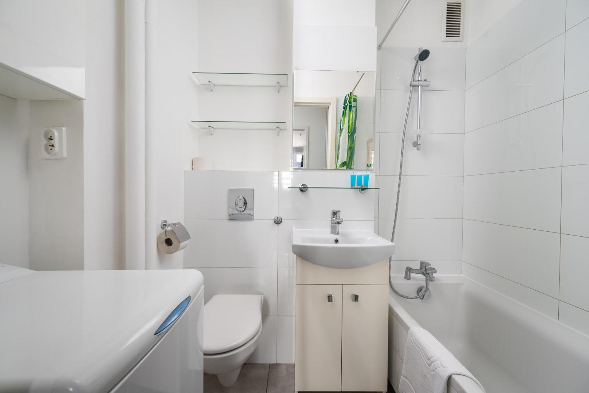 Grzybowska Blue City Centre Apartment Варшава Екстер'єр фото